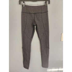 Women's Lululemon Leggings Gray Black Size 4